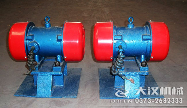 �}(c��ng)�����(d��ng)��